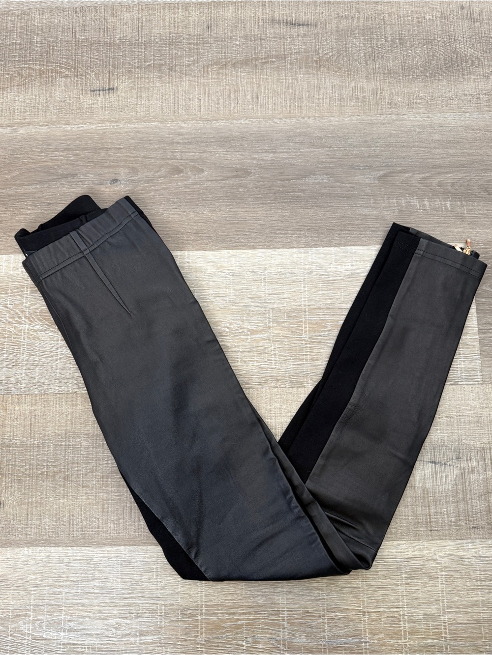 Baukjen Size 4 Black Leather Front Leggings Ankle Zip Pants